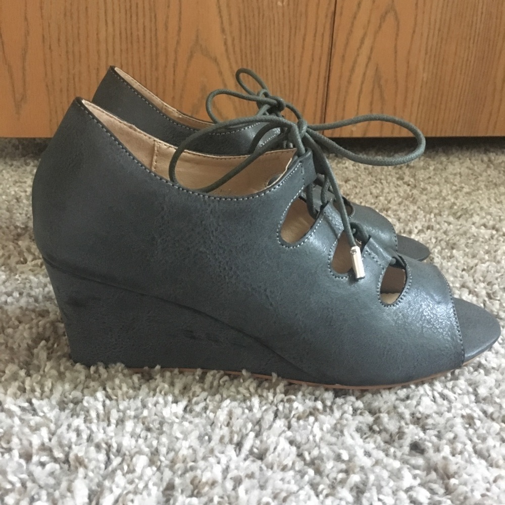 JG Wedge Sandals